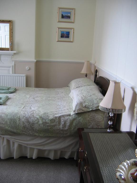Bed & Breakfast Binton 4*